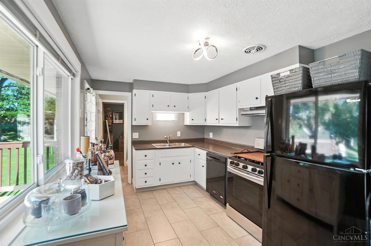 5443 Cleander Drive