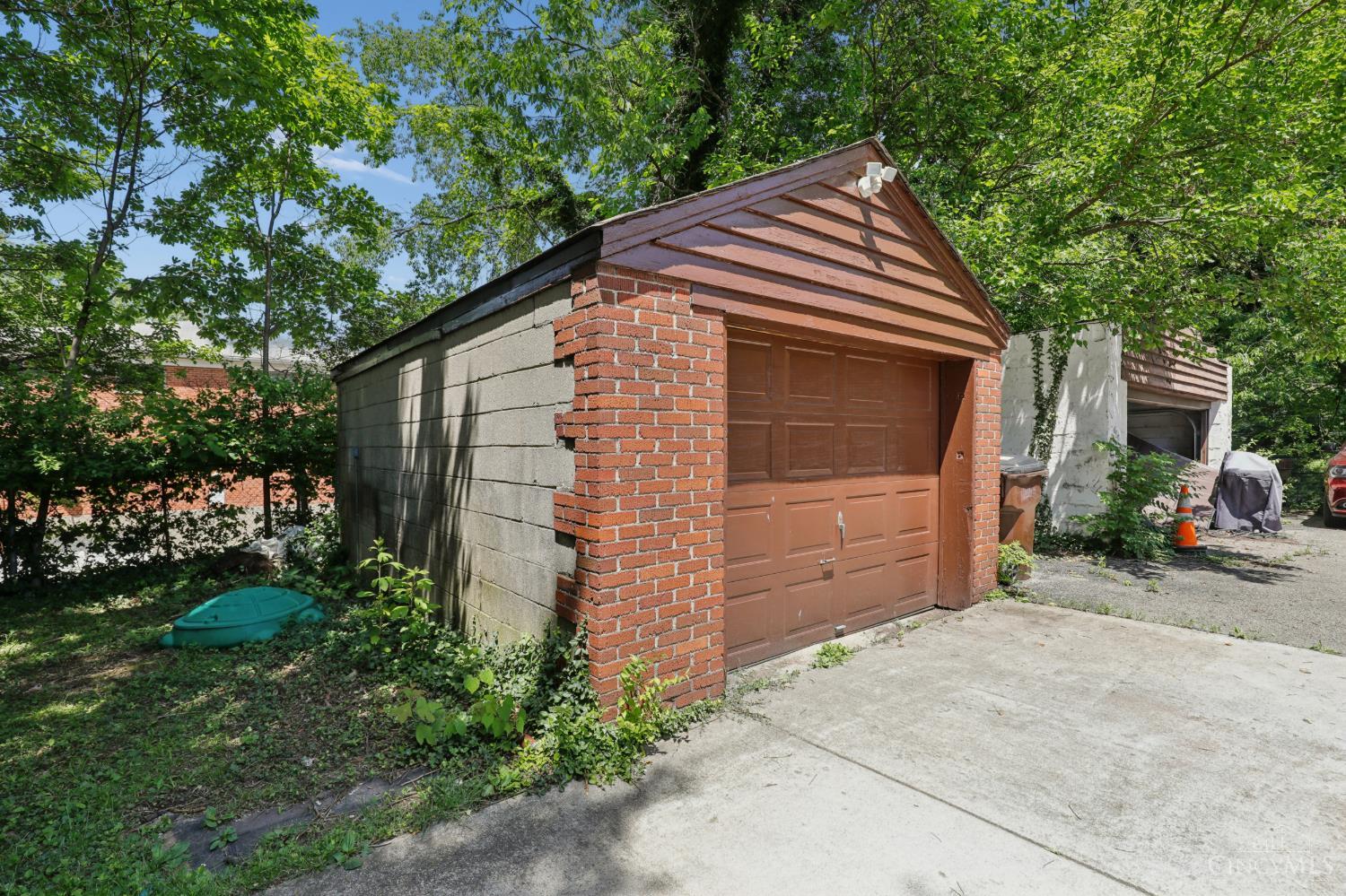 2652 Cedarbrook Drive