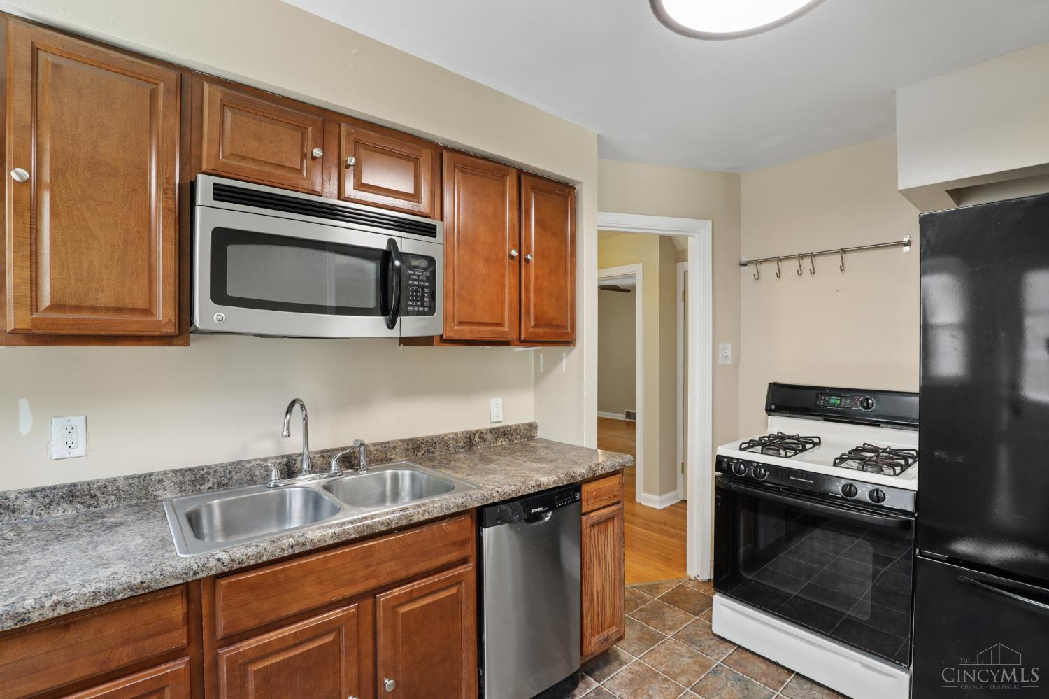2652 Cedarbrook Drive
