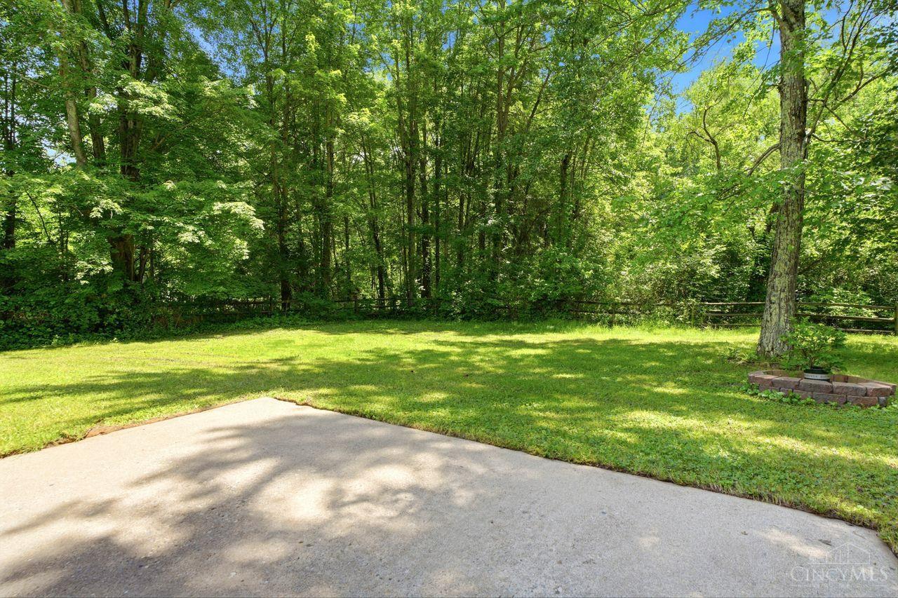 1643 Woodville Pike