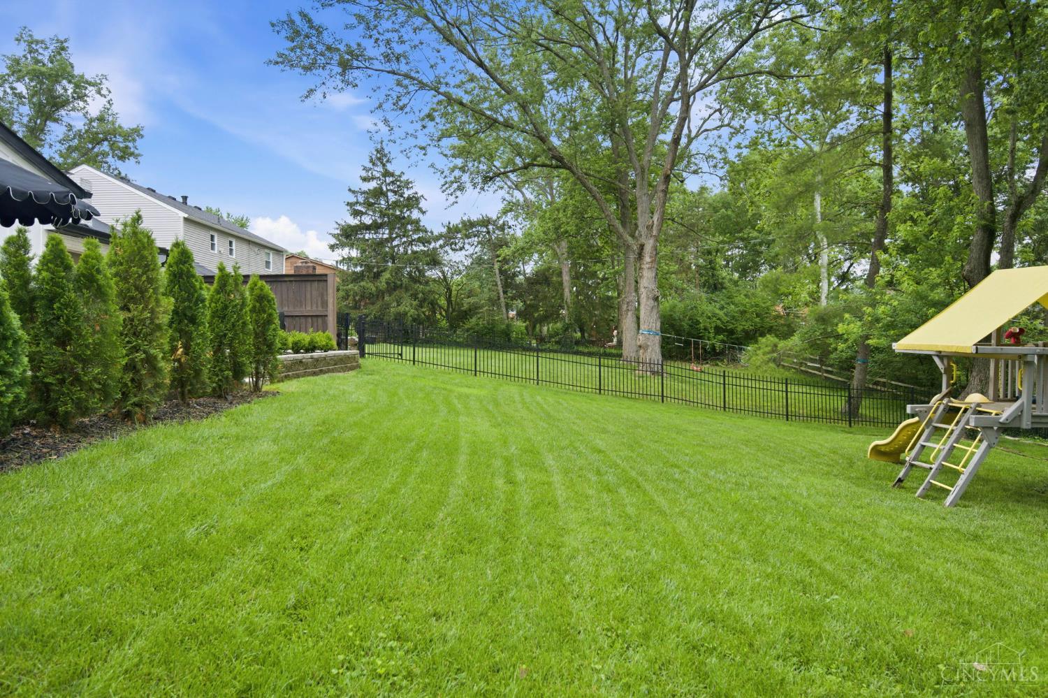 5260 Autumnwood Drive