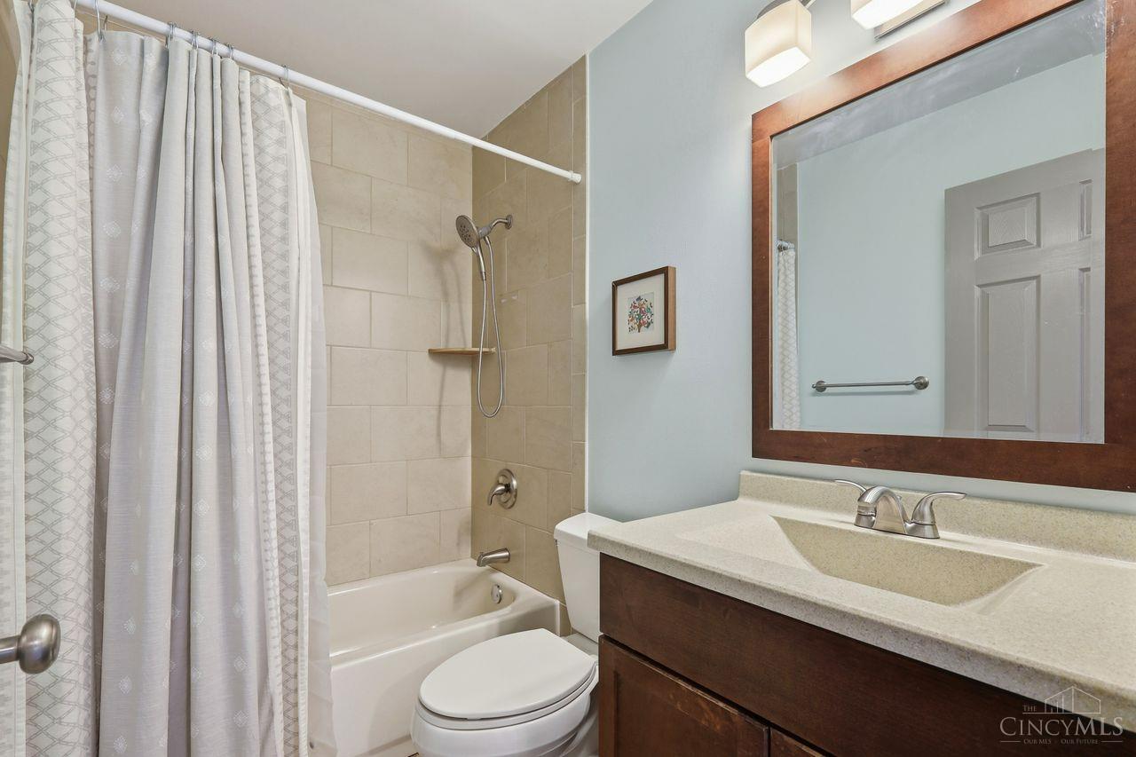 6534 Timberwolf Court
