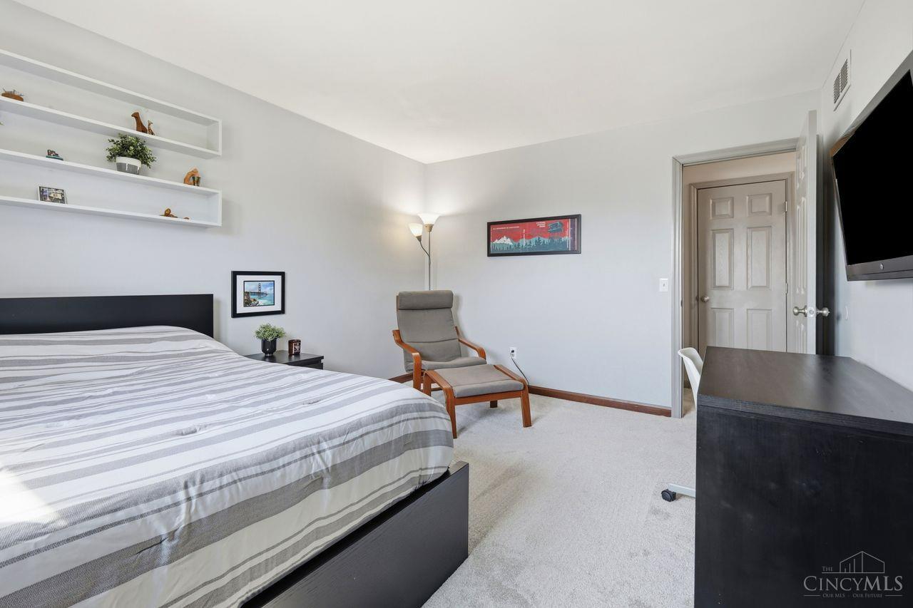 6534 Timberwolf Court