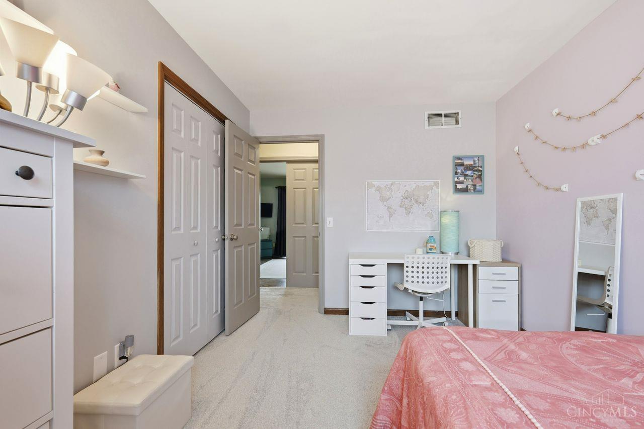 6534 Timberwolf Court
