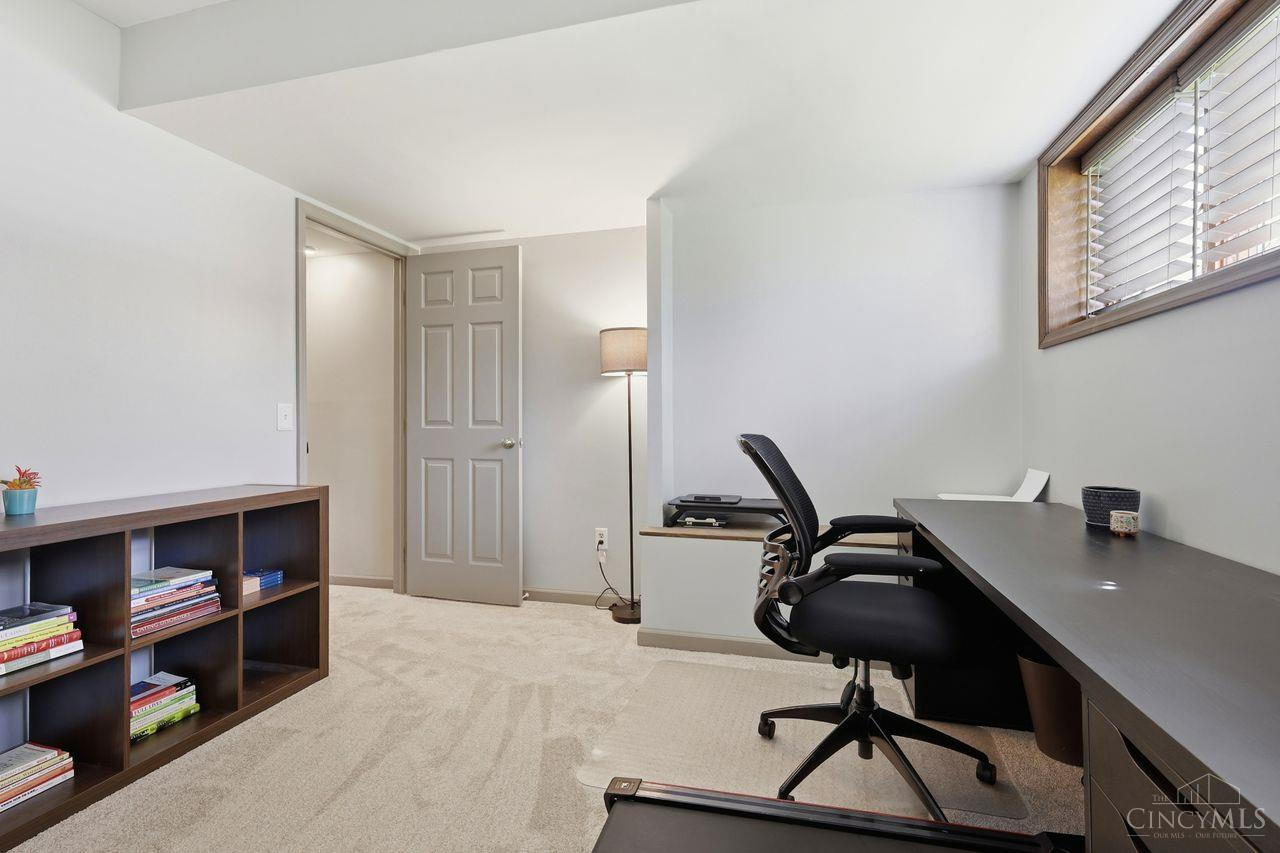 6534 Timberwolf Court