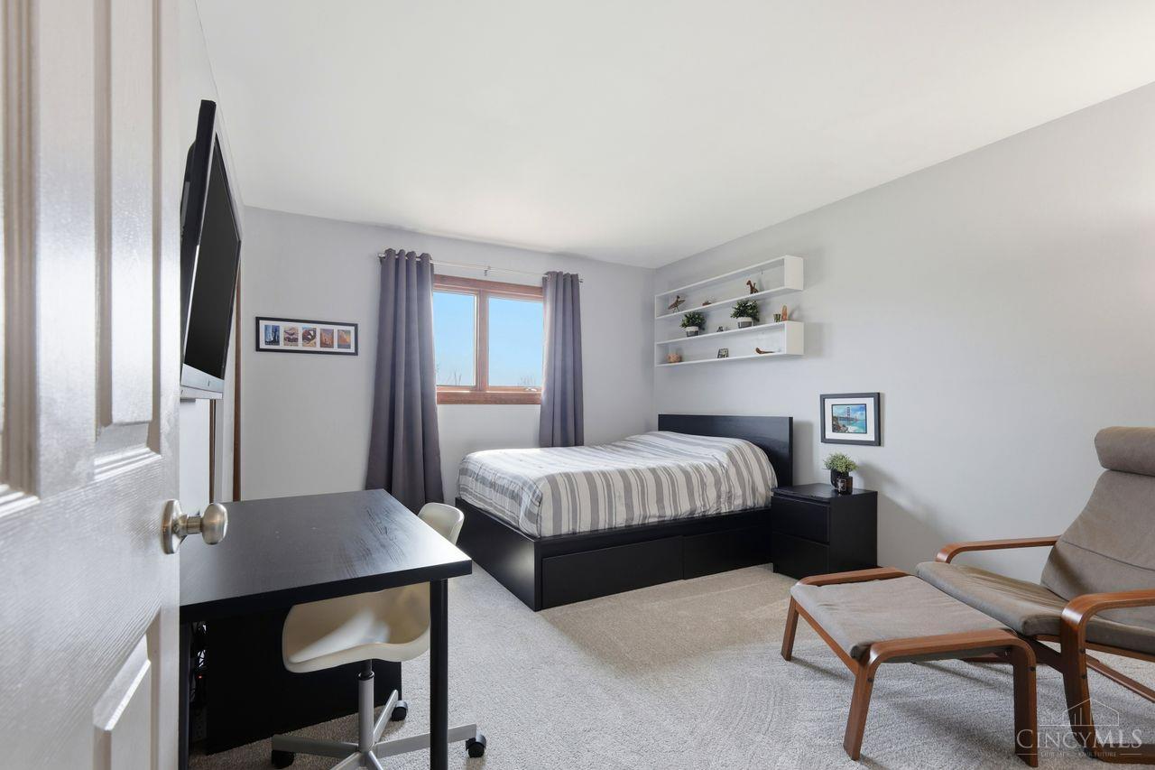 6534 Timberwolf Court