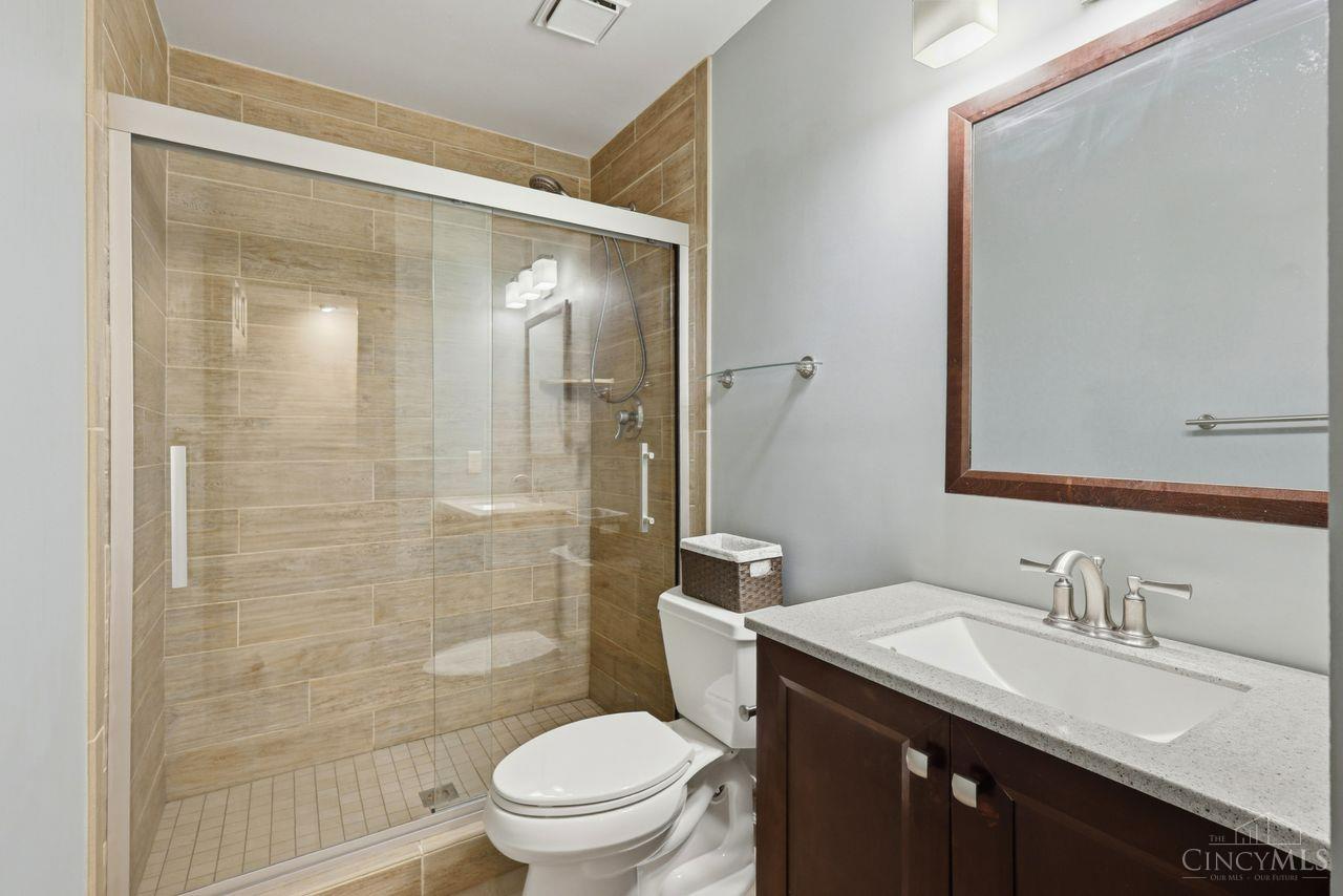 6534 Timberwolf Court