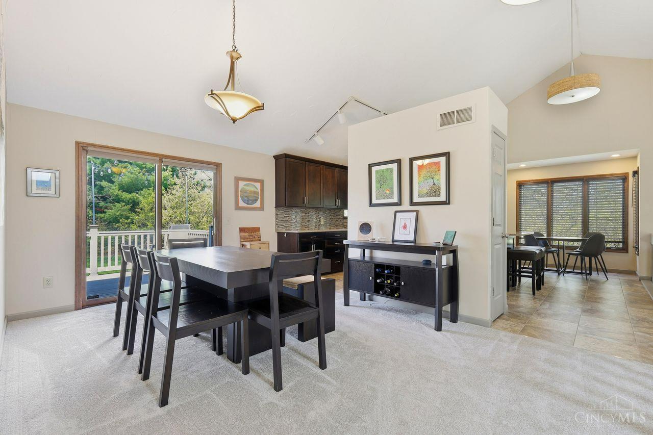 6534 Timberwolf Court