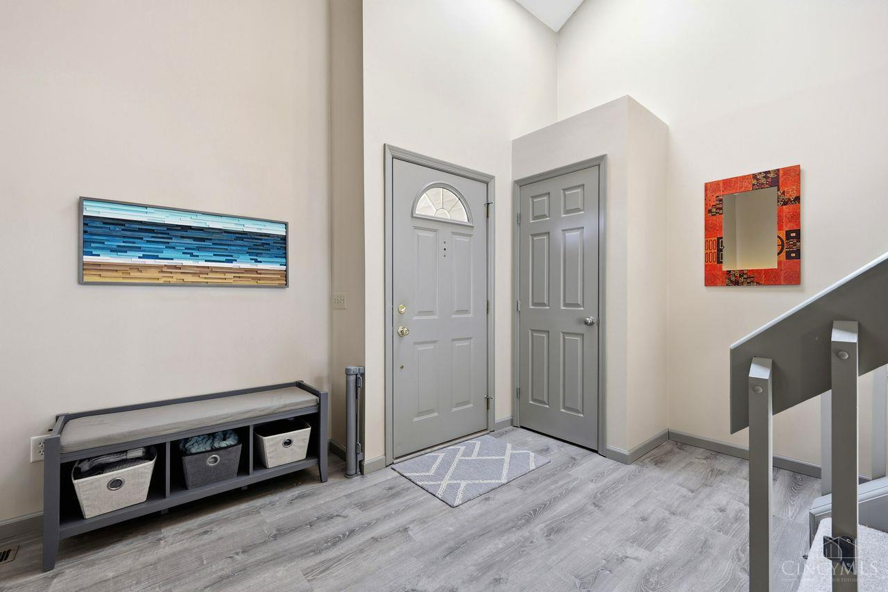 6534 Timberwolf Court