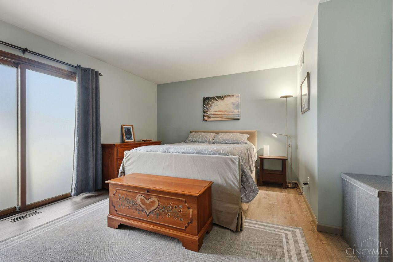 6534 Timberwolf Court