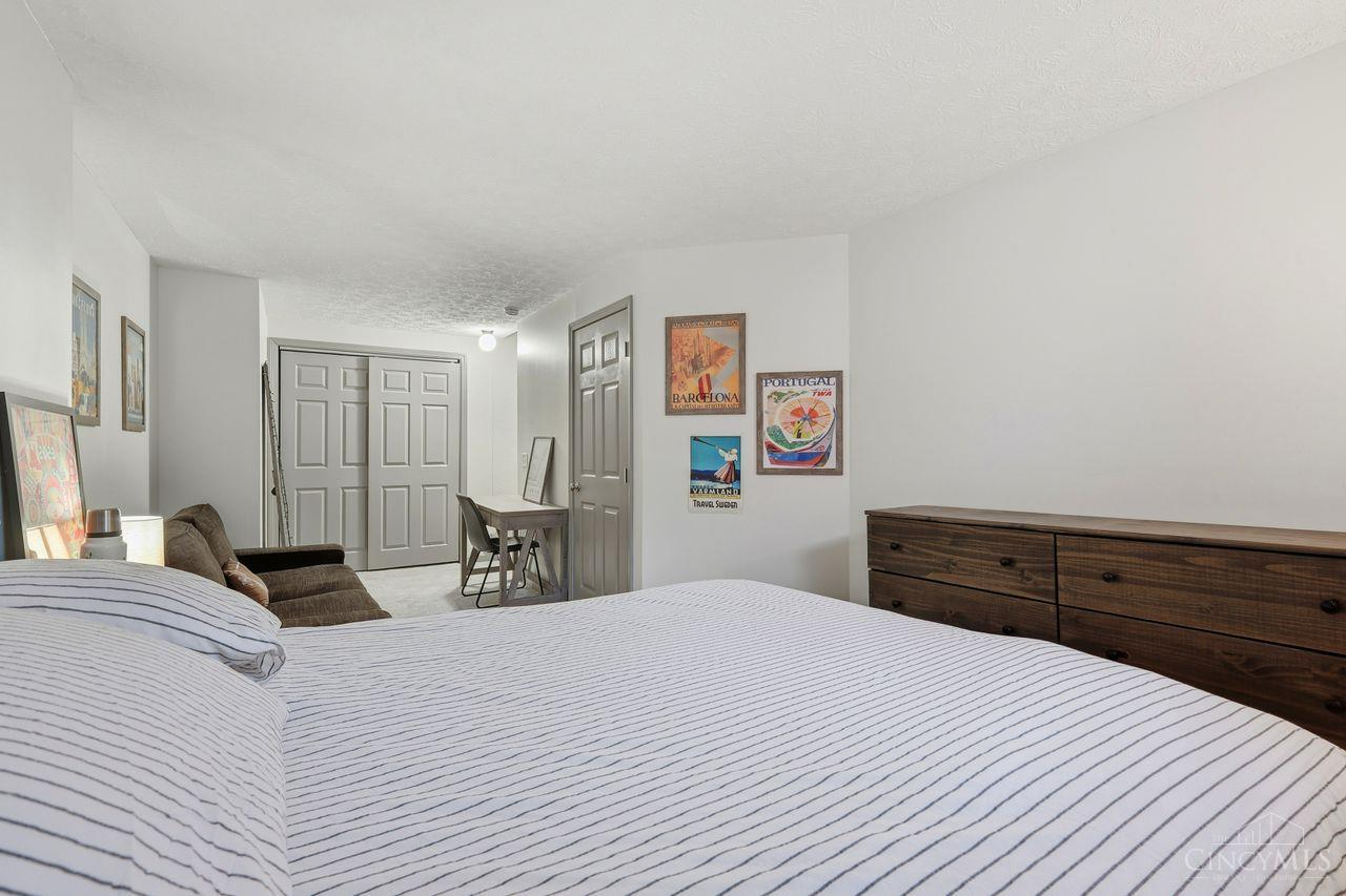 6534 Timberwolf Court