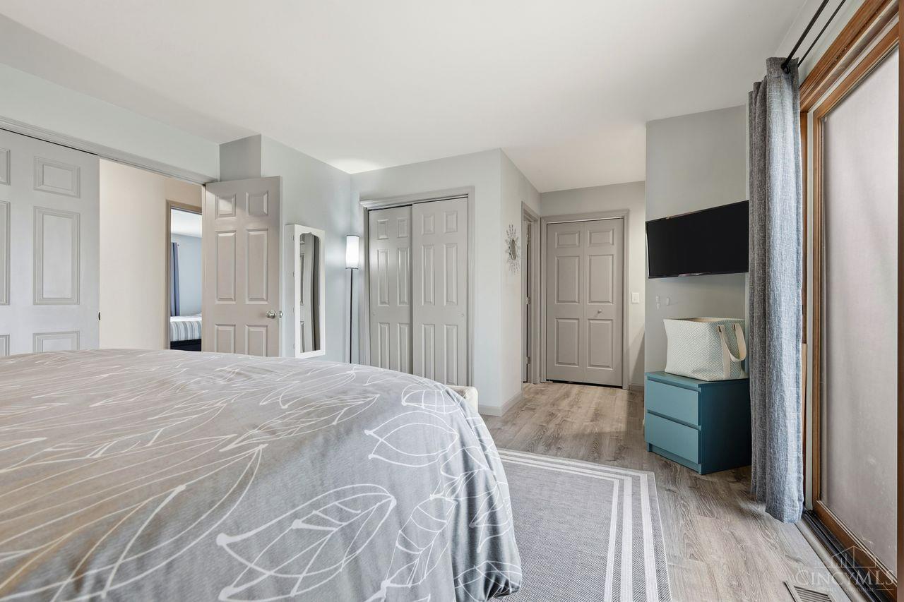 6534 Timberwolf Court