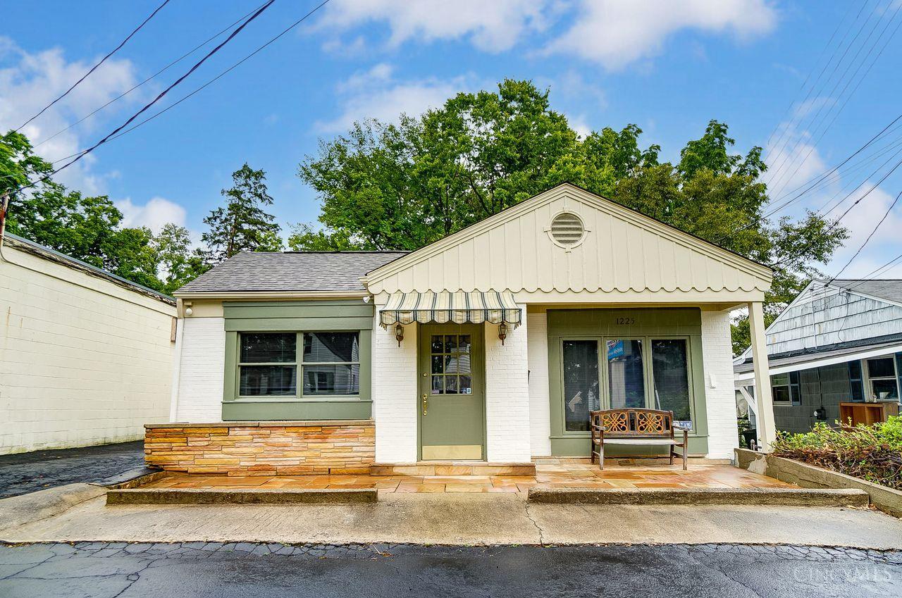 1225 Birney Lane
