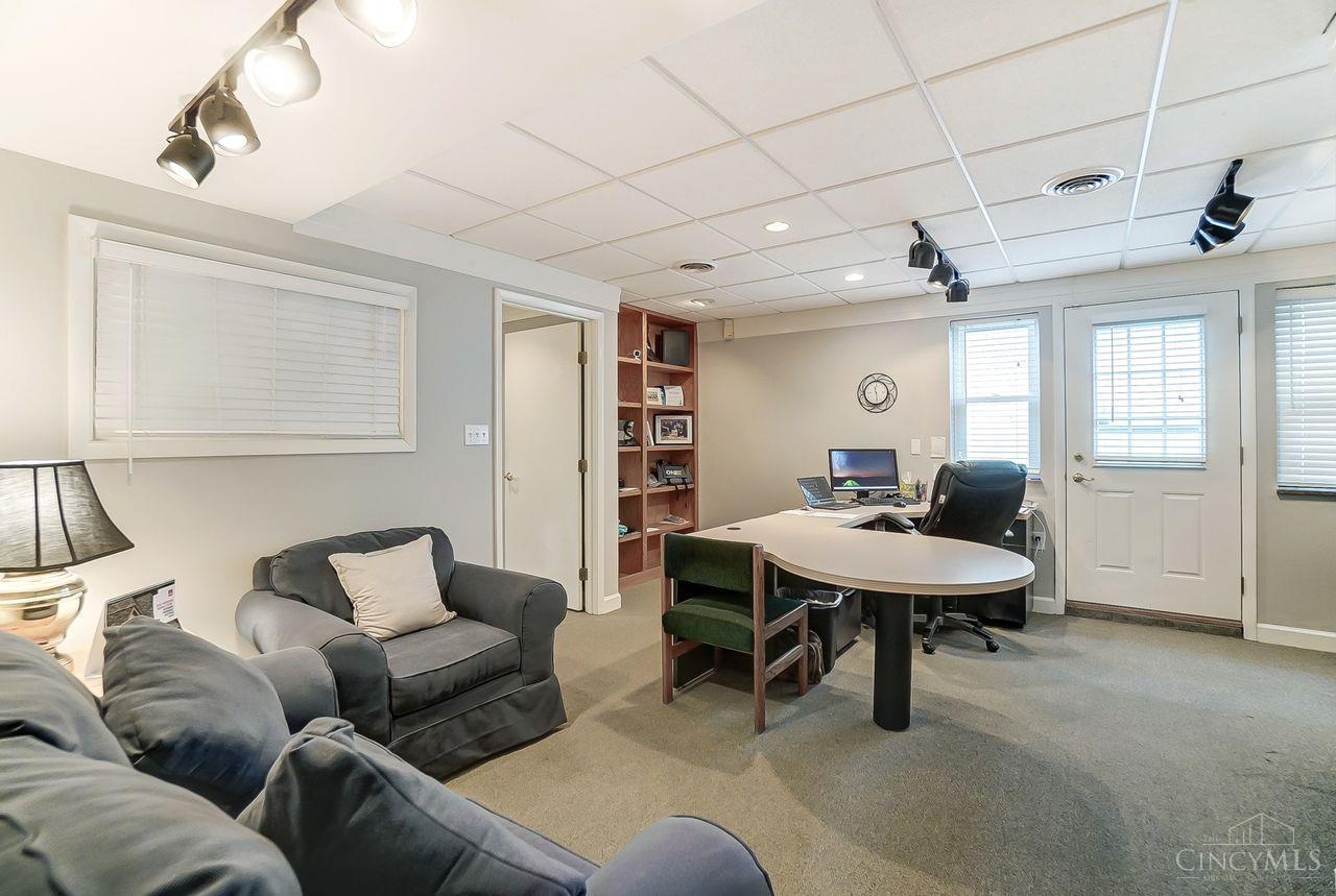1225 Birney Lane