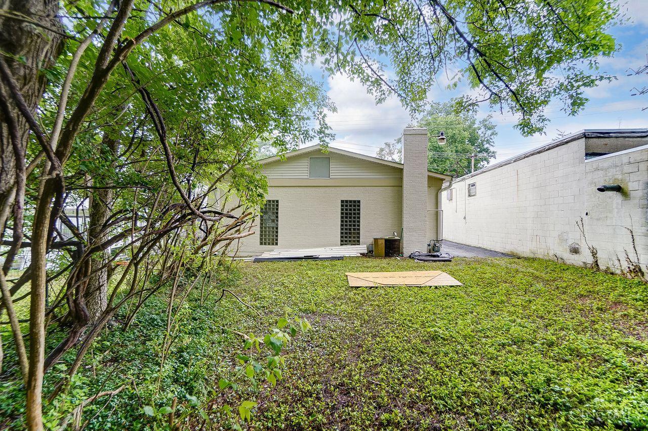 1225 Birney Lane