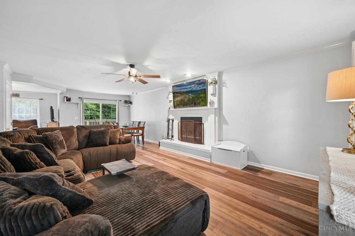 7758 Meadow Crest Court