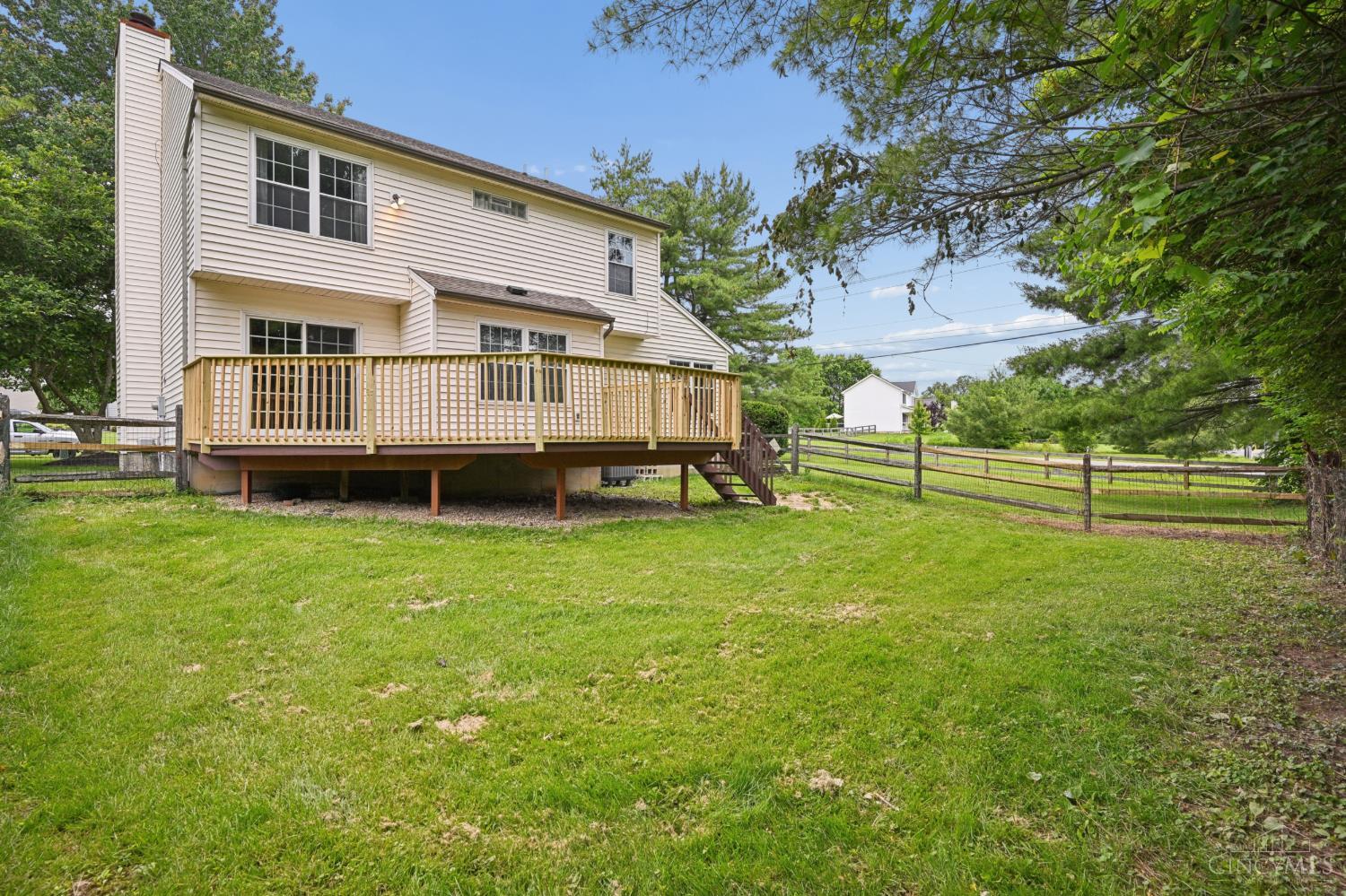 7758 Meadow Crest Court