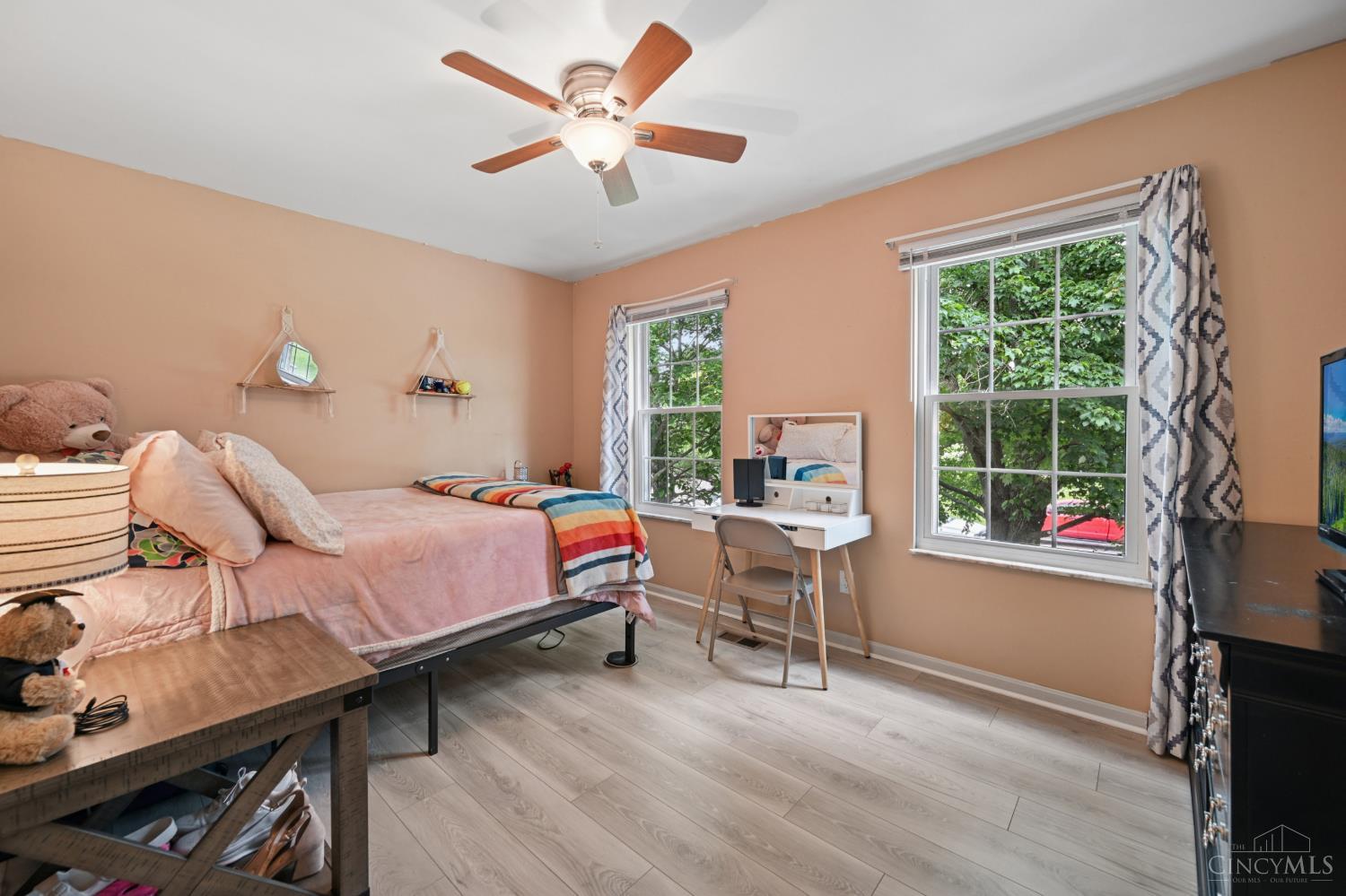7758 Meadow Crest Court