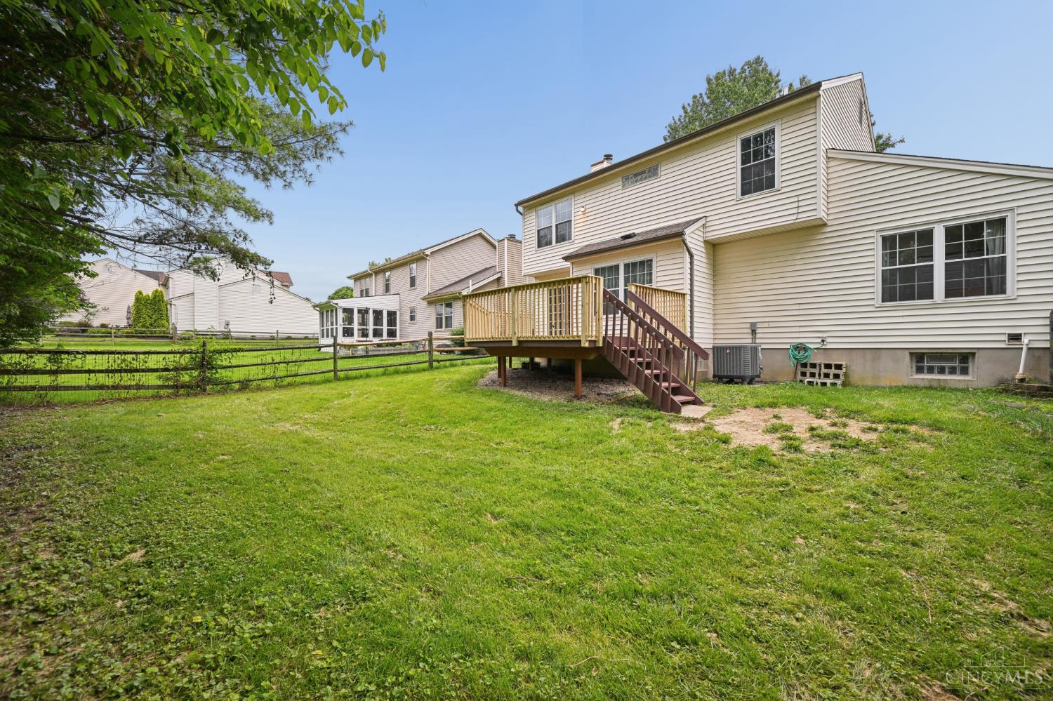 7758 Meadow Crest Court