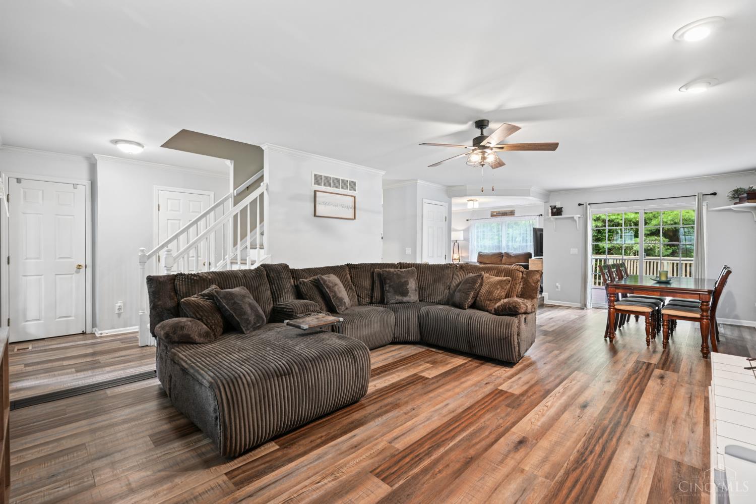 7758 Meadow Crest Court