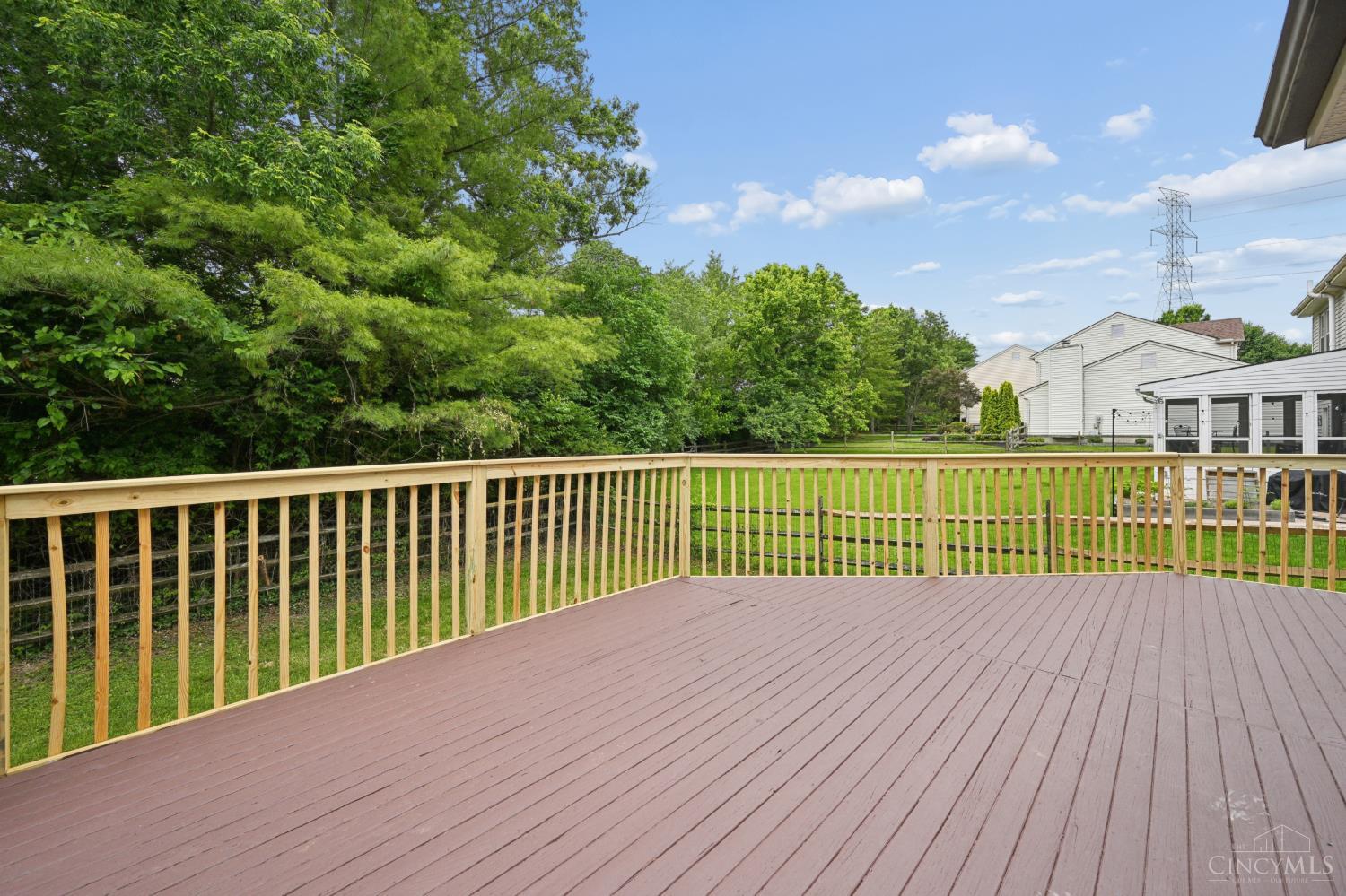 7758 Meadow Crest Court