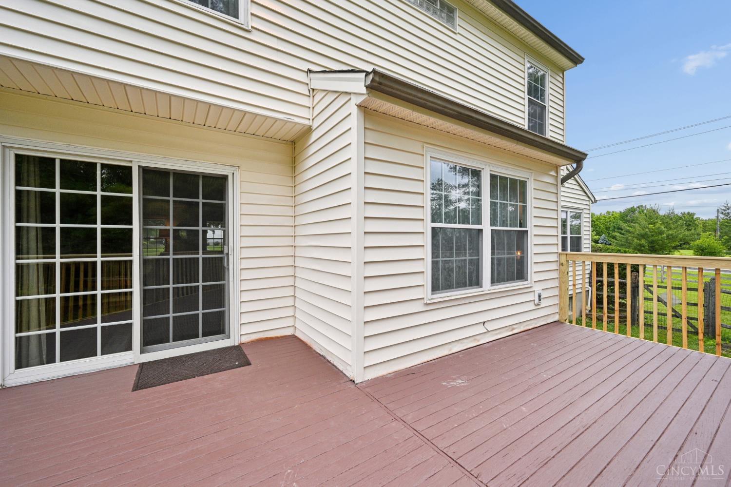 7758 Meadow Crest Court