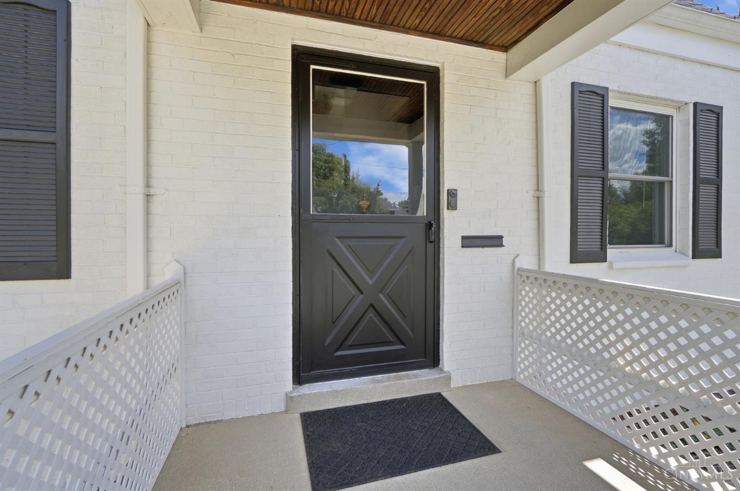 3818 Pocahontas Avenue