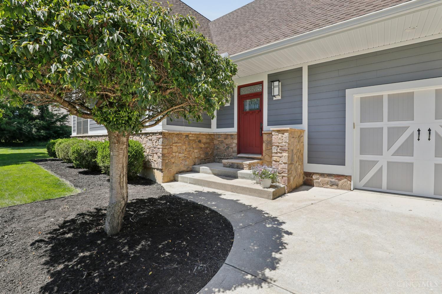 538 Lang Road