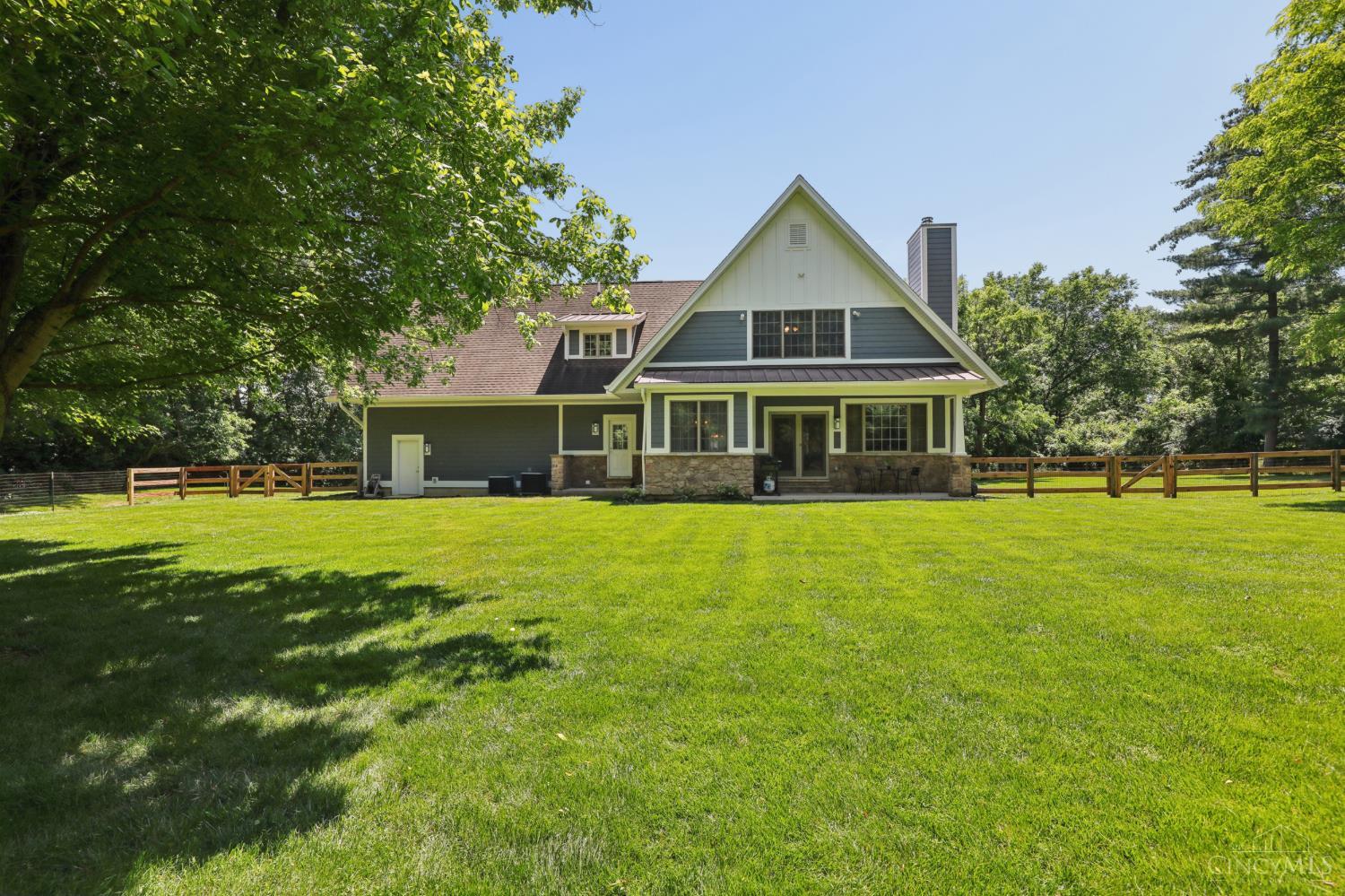 538 Lang Road