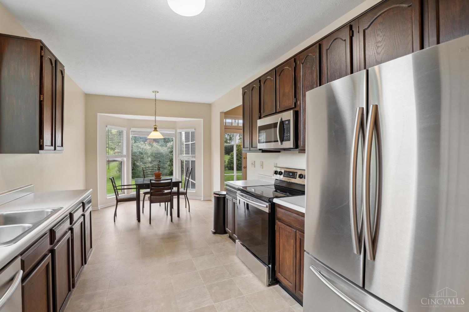216 Breezy Vista