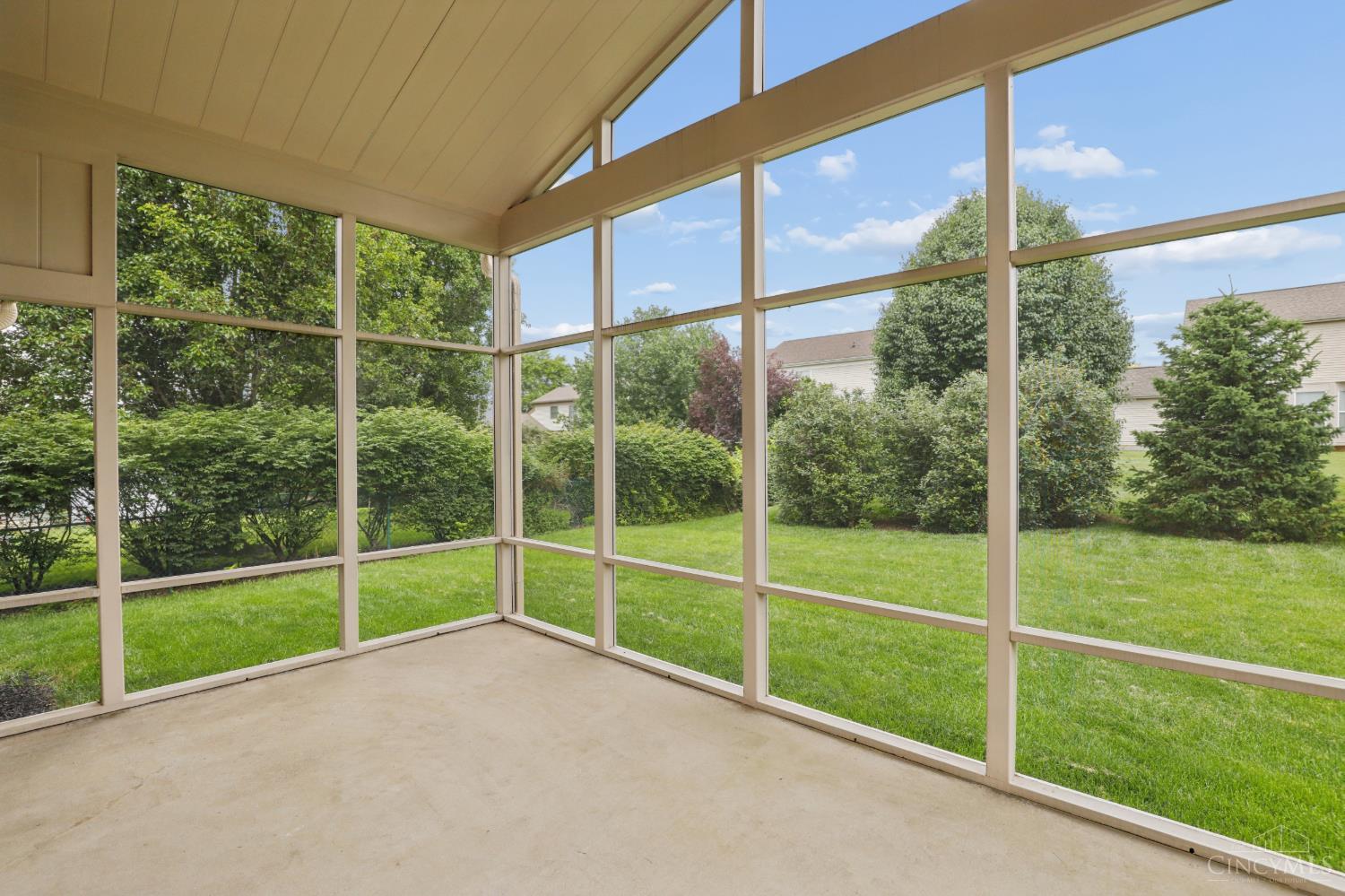 216 Breezy Vista