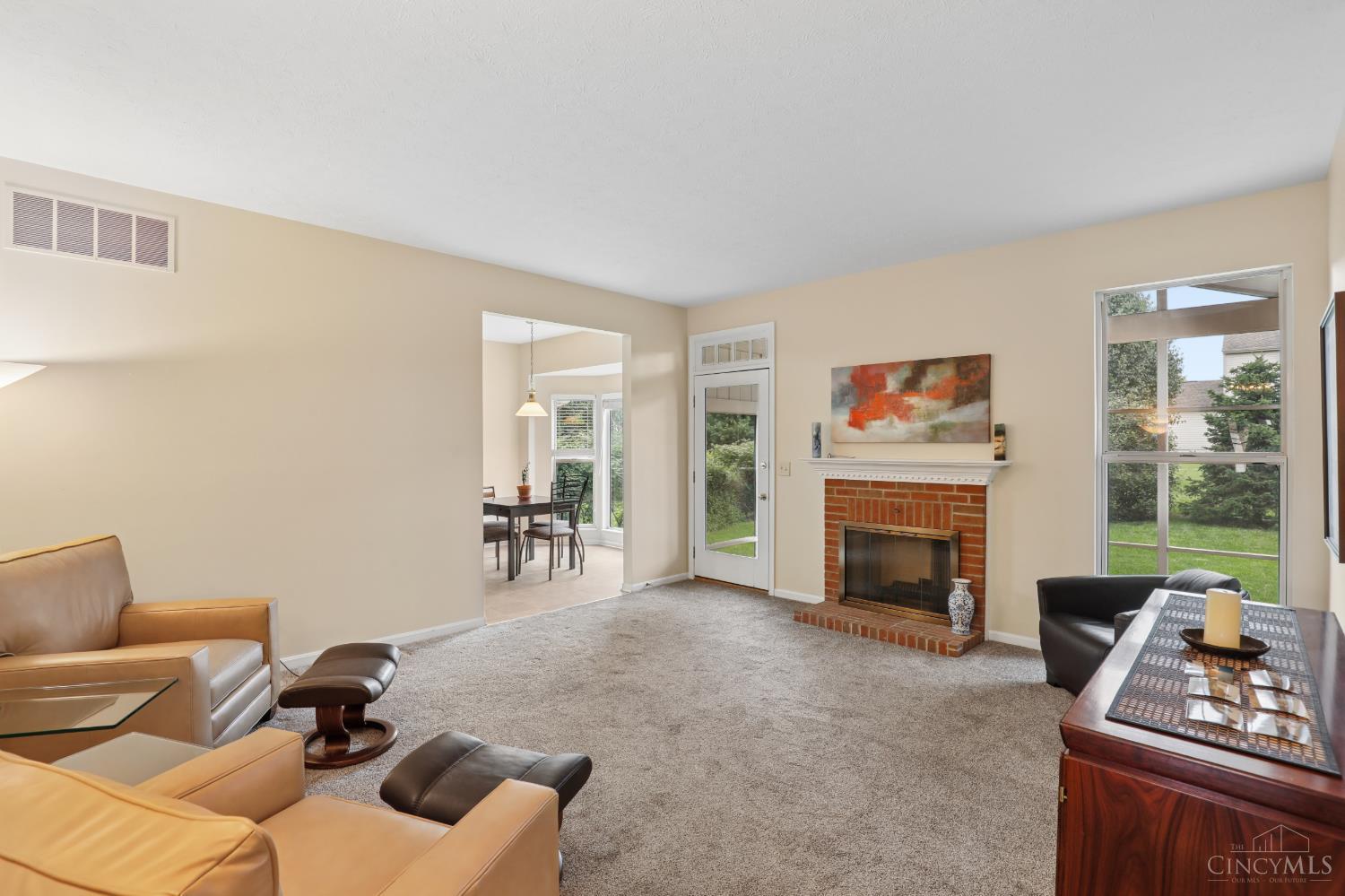 216 Breezy Vista
