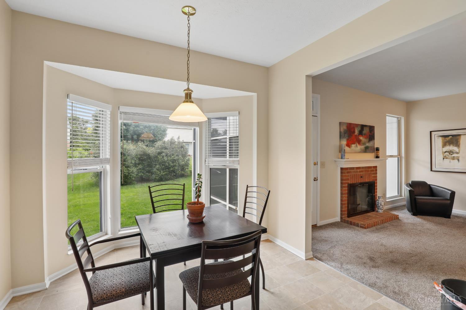 216 Breezy Vista