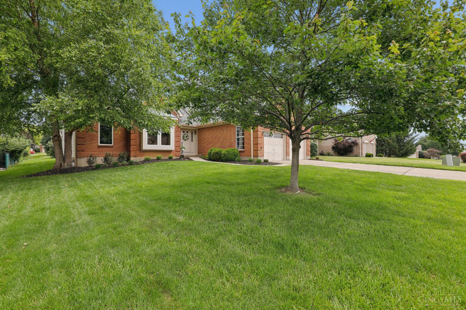 216 Breezy Vista
