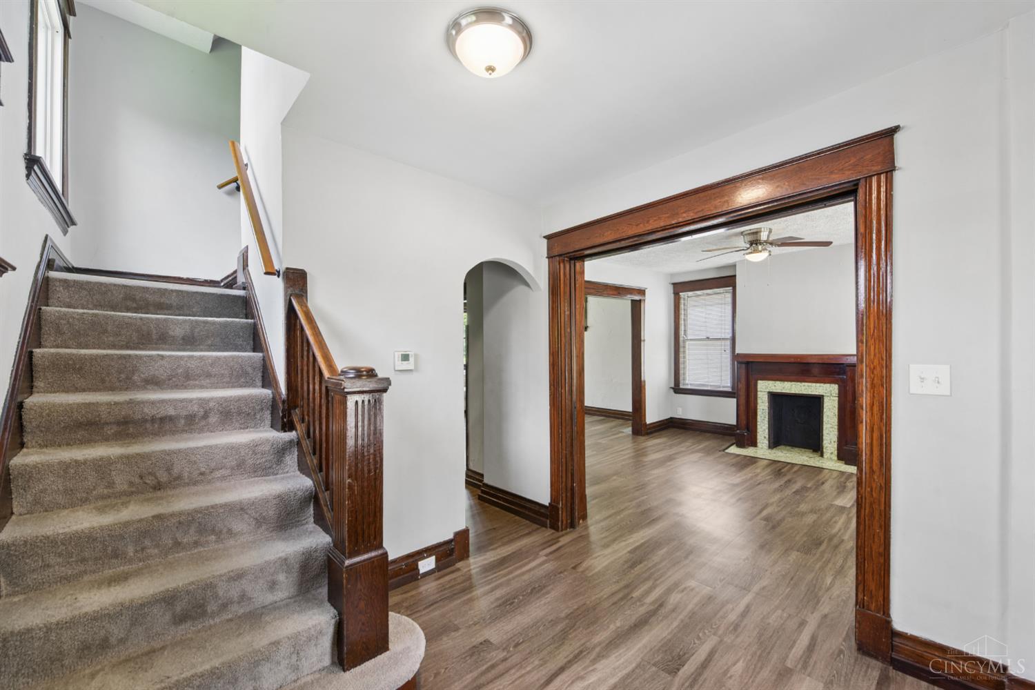 1906 Mentor Avenue