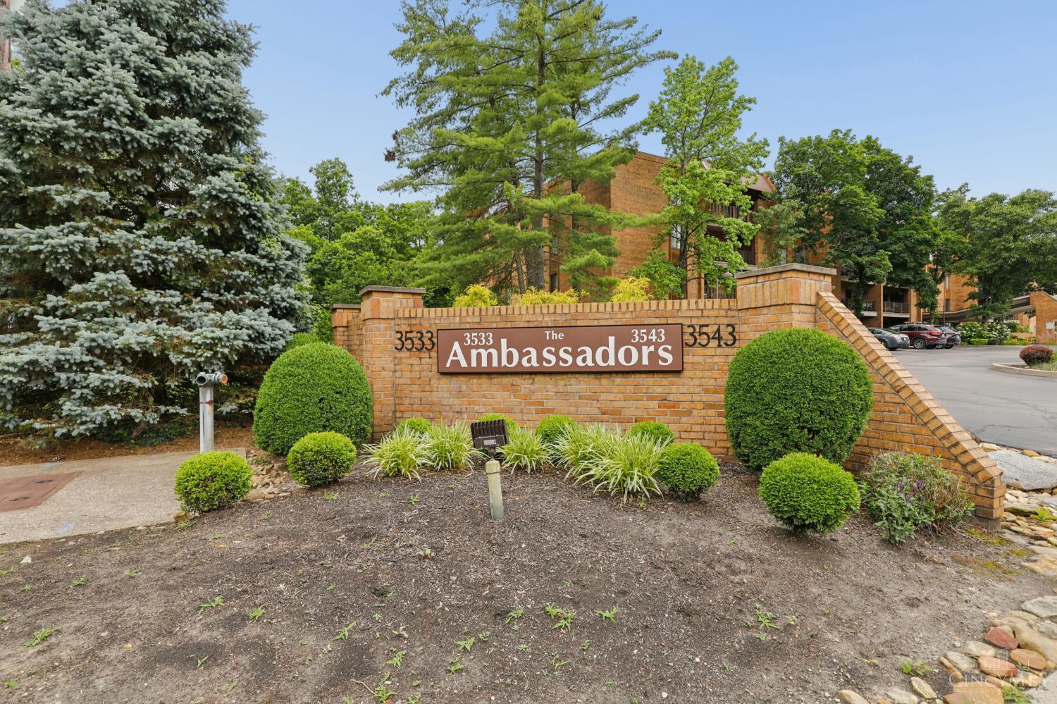 3533 Amberacres Drive 304
