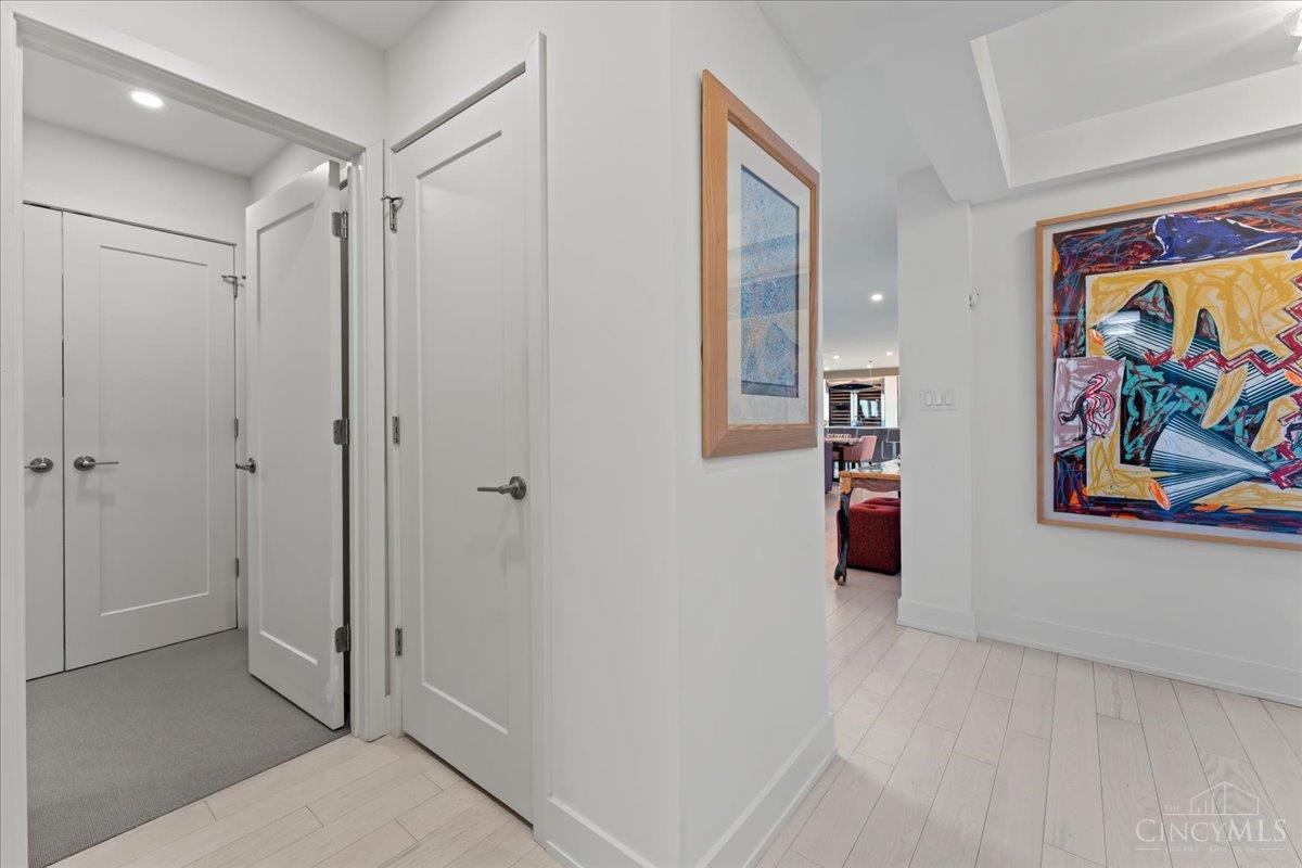 2200 Victory Parkway 2504