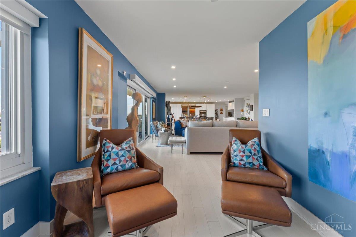 2200 Victory Parkway 2504