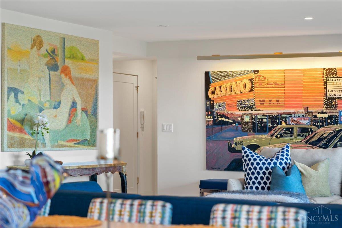2200 Victory Parkway 2504