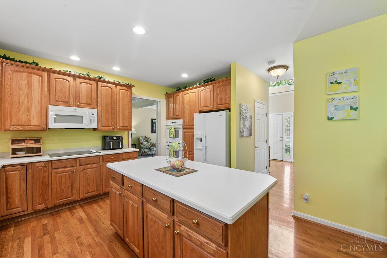2287 Shimmering Bay Lane