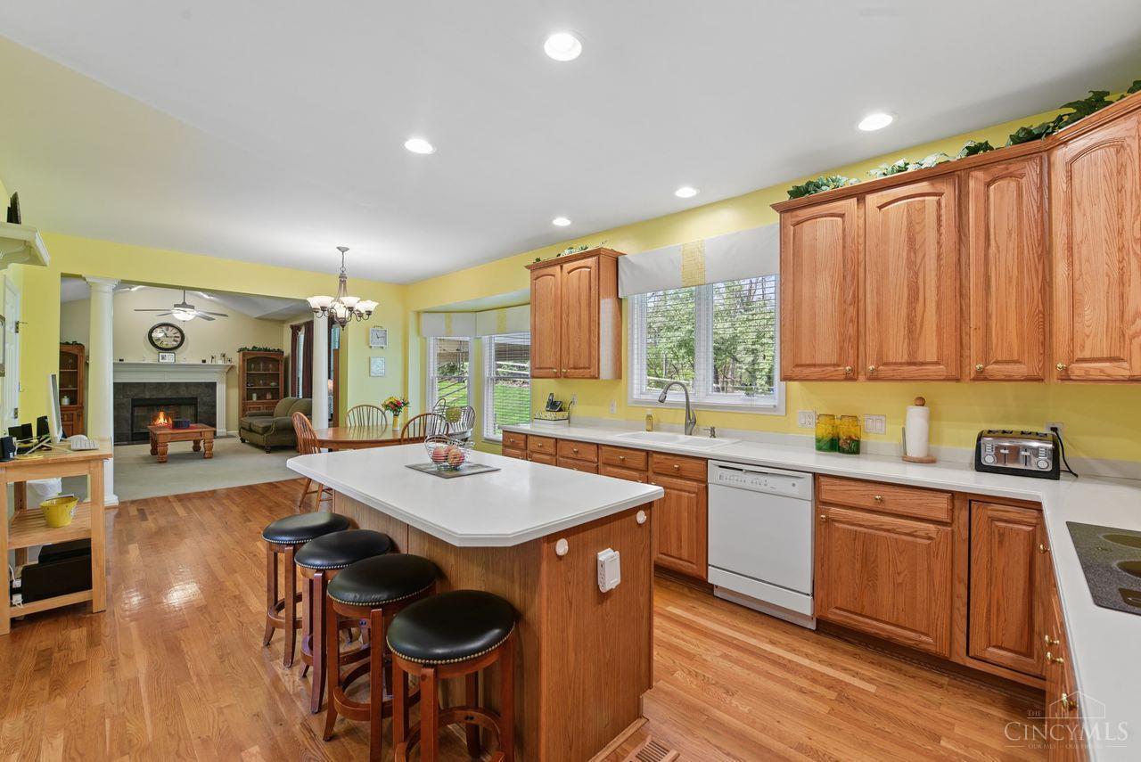 2287 Shimmering Bay Lane