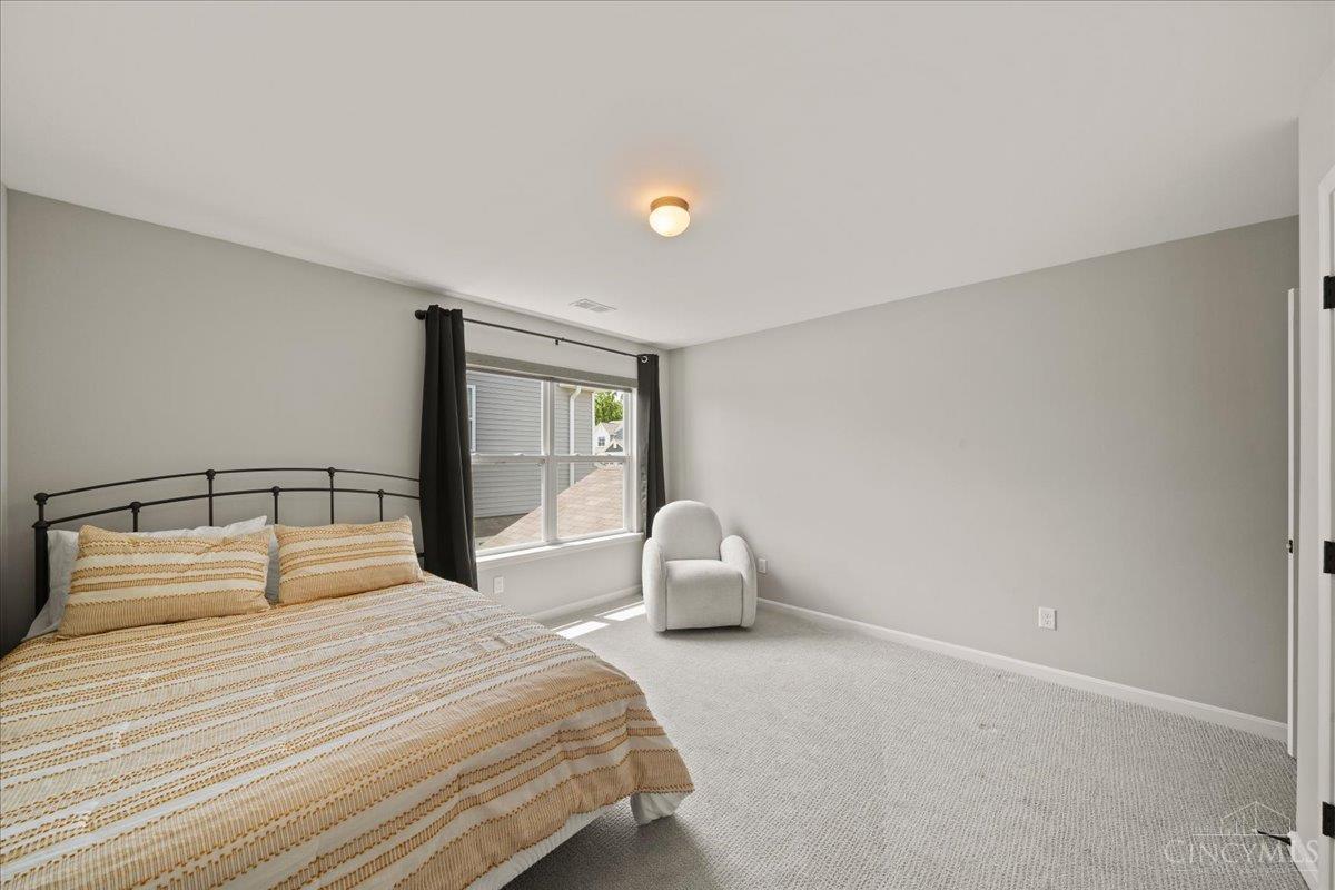 5186 Center View Drive