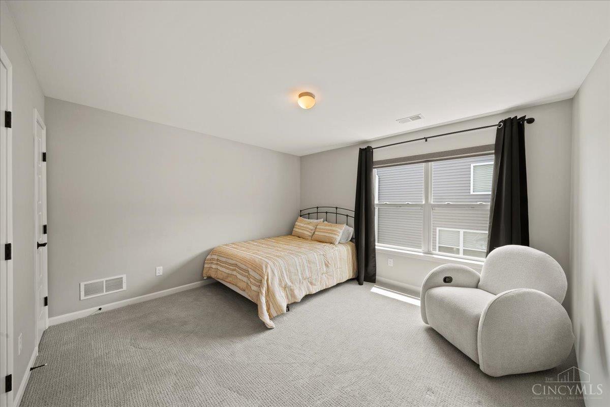 5186 Center View Drive