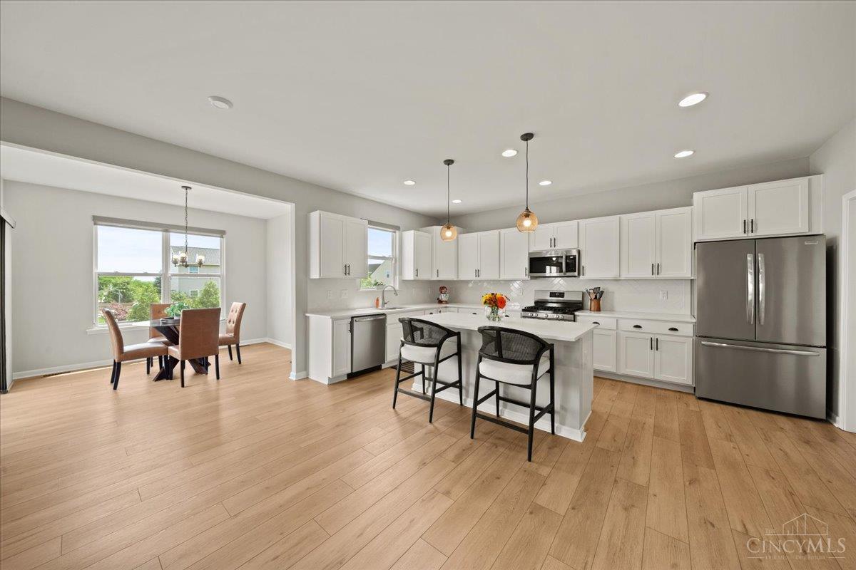 5186 Center View Drive