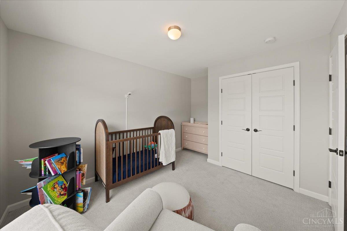 5186 Center View Drive