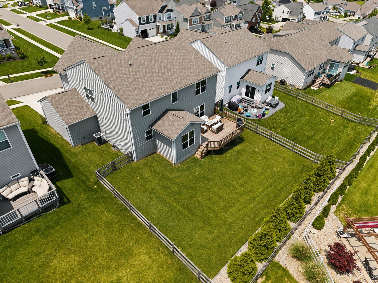5186 Center View Drive