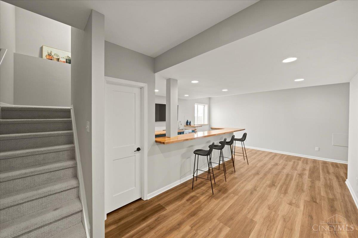 5186 Center View Drive