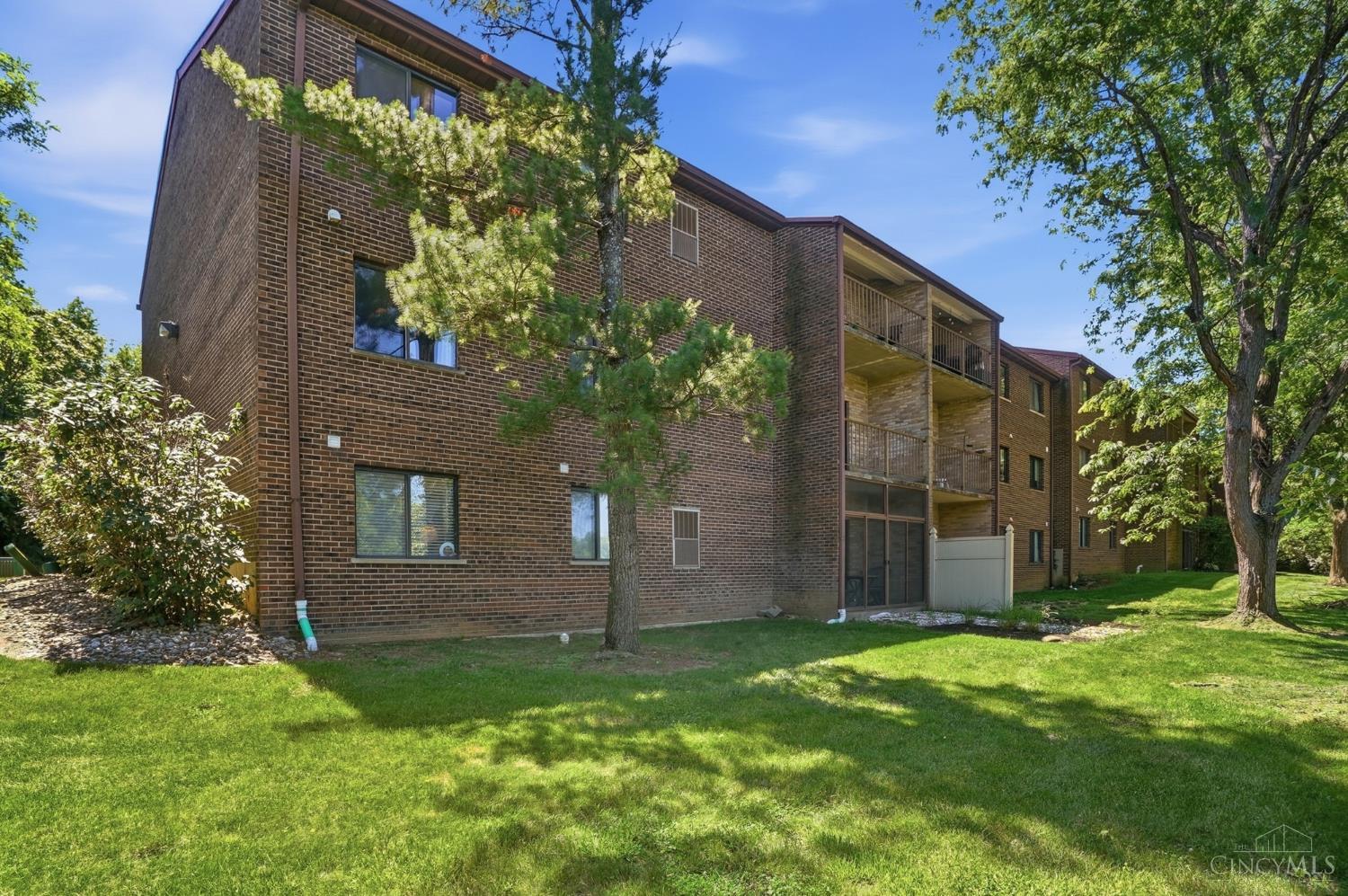 4274 Paul Road 27