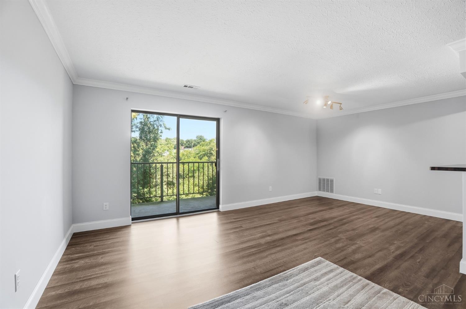 4274 Paul Road 27