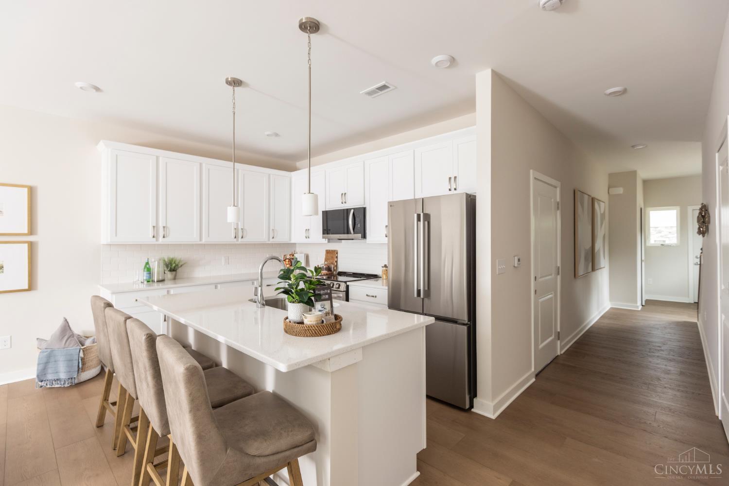 8389 Anderson Grove